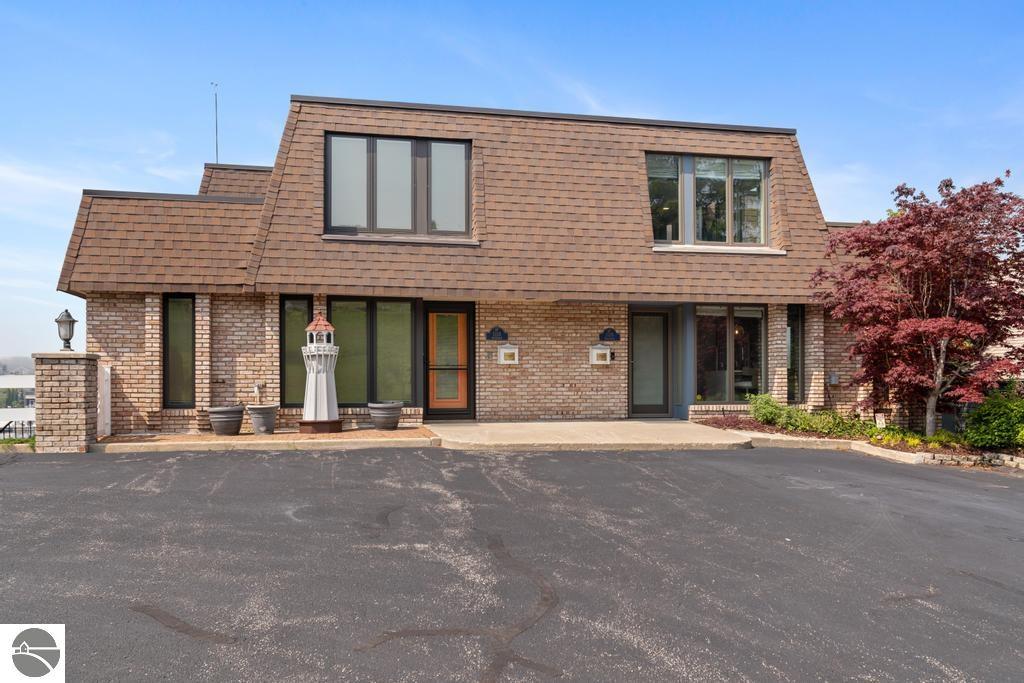 111B Belvedere Avenue