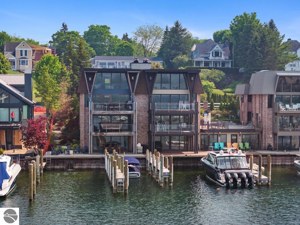 111B Belvedere Avenue