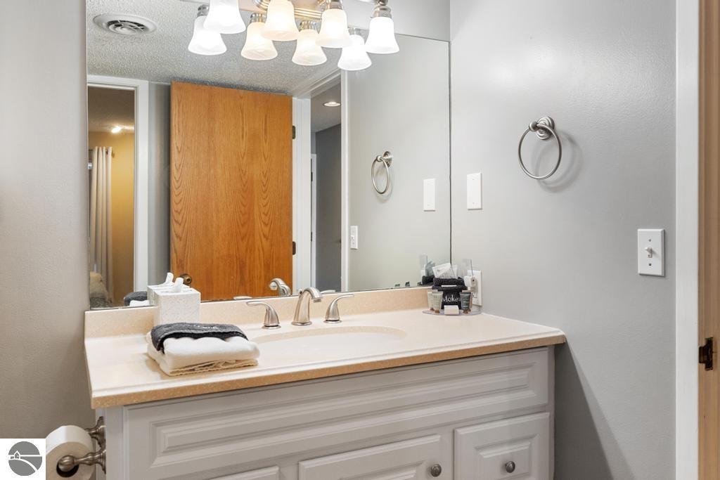 100 Michigan Avenue # 104 Unit: #104