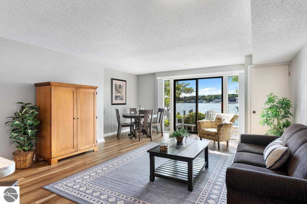 100 Michigan Avenue # 104 Unit: #104