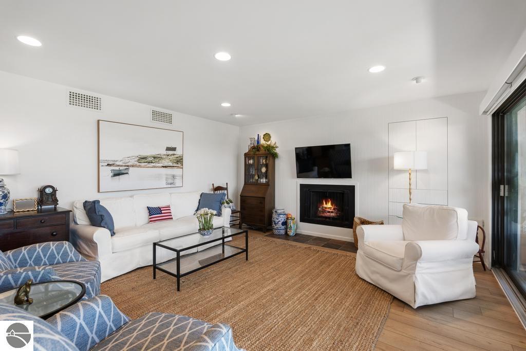 1026 Marina Bluff Drive # 13 Unit: #13