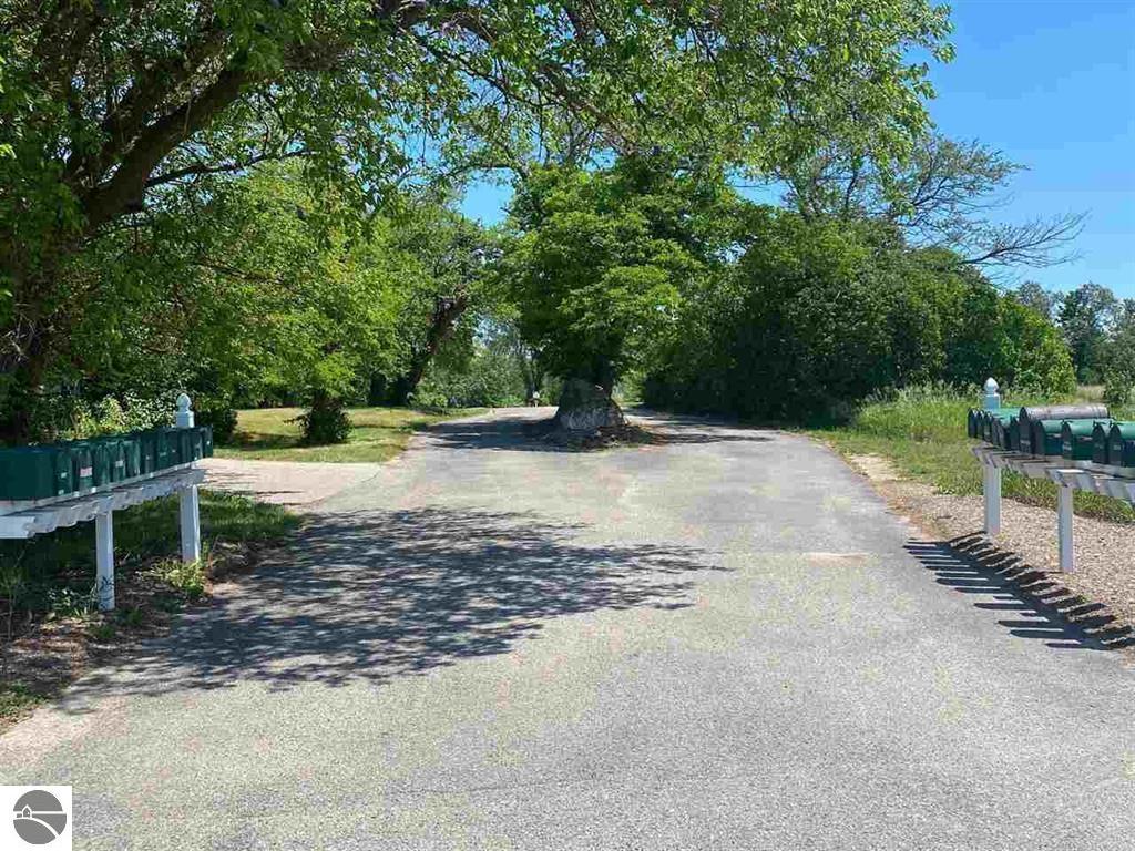 8247 Mulberry Lane
