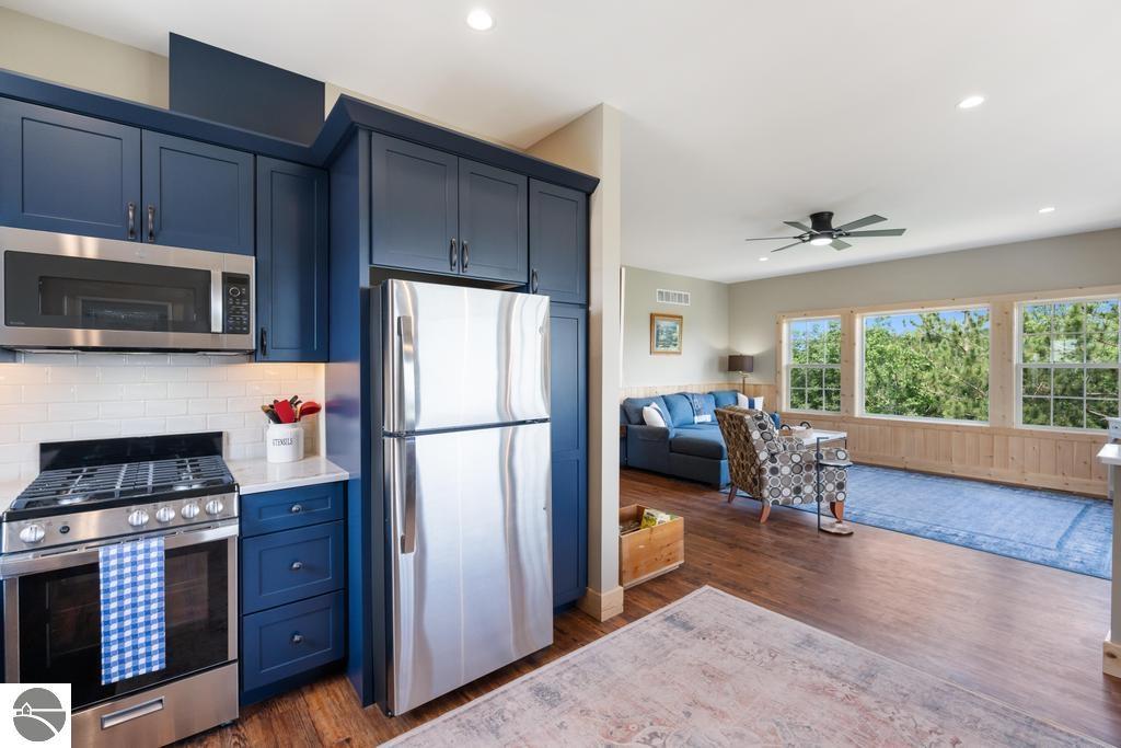 9235 Bailey Road