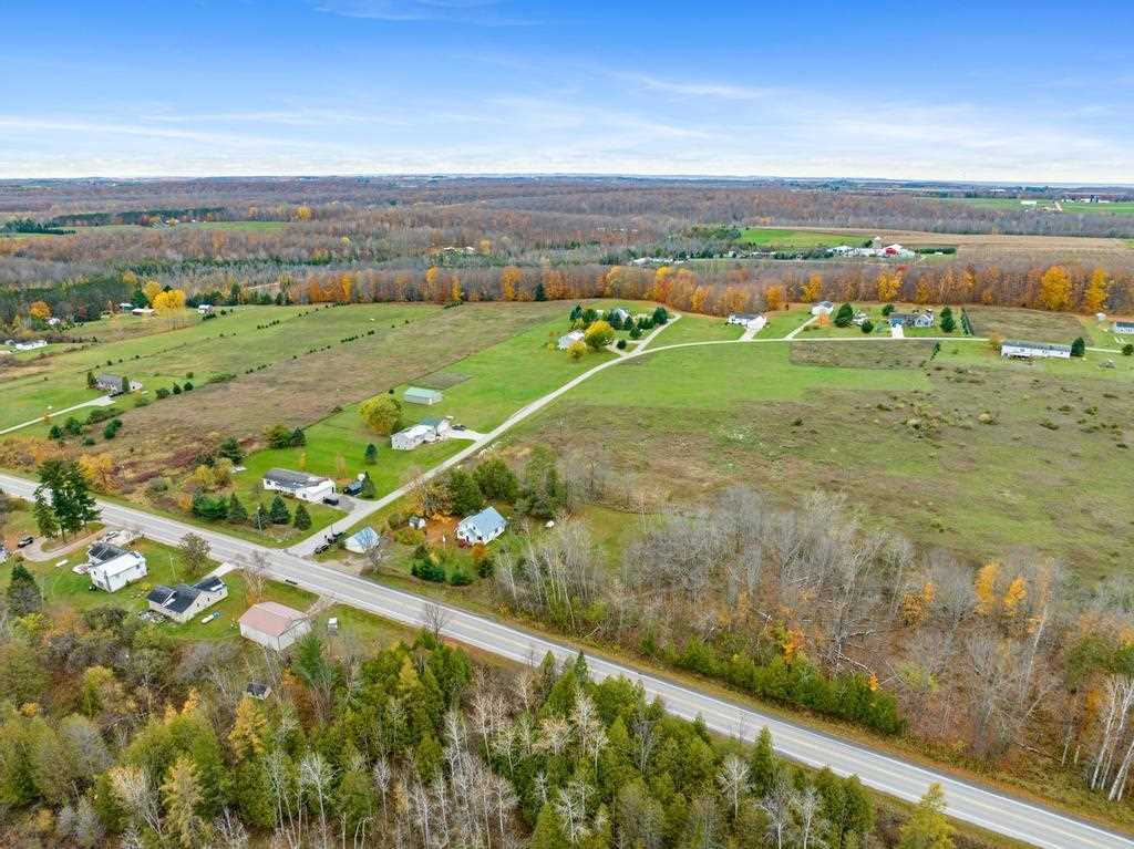 1305 Marion Center Road