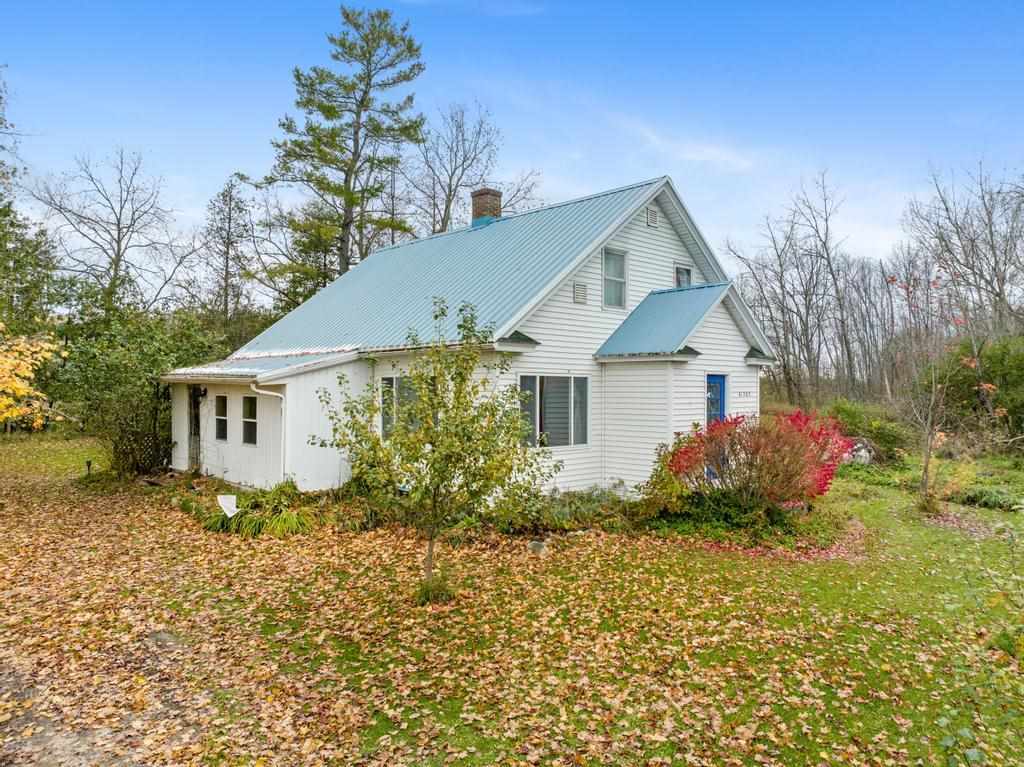 1305 Marion Center Road