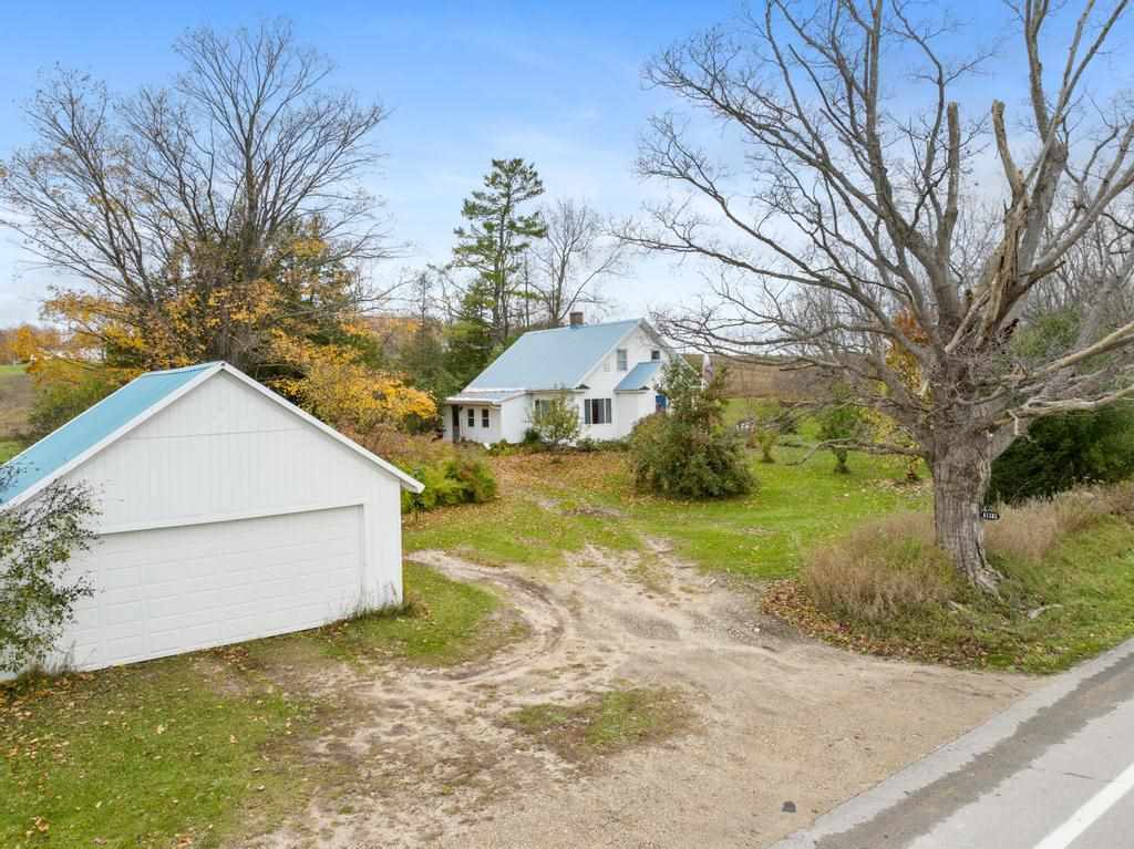 1305 Marion Center Road
