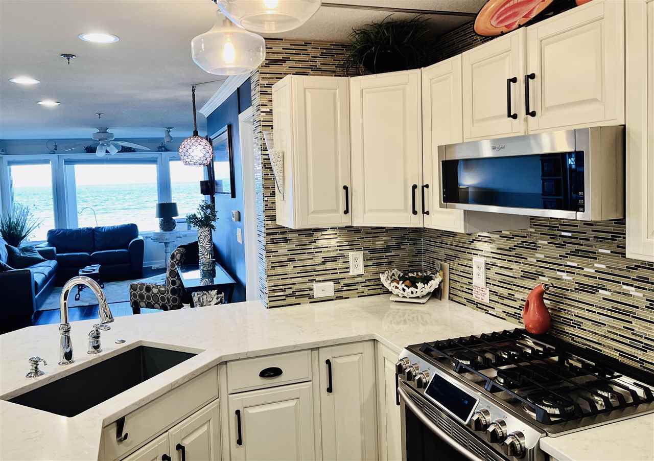 300 Front Street Unit: 103