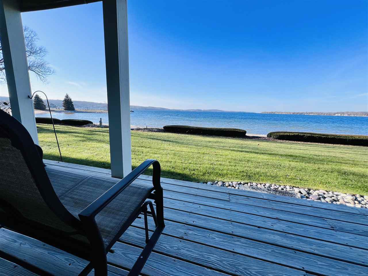 300 Front Street Unit: 103