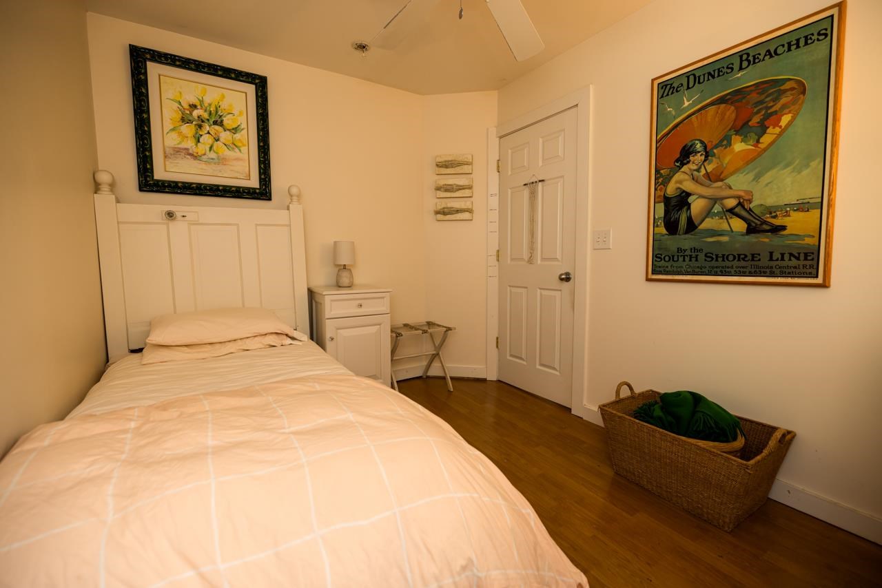 213 E Garfield Avenue