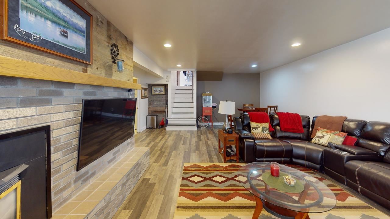 2203 Intertown Road