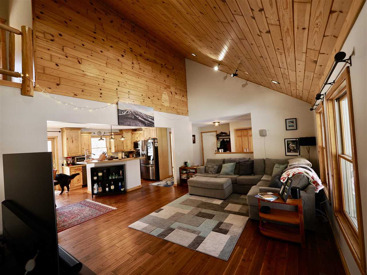 5583 Frontier Trail