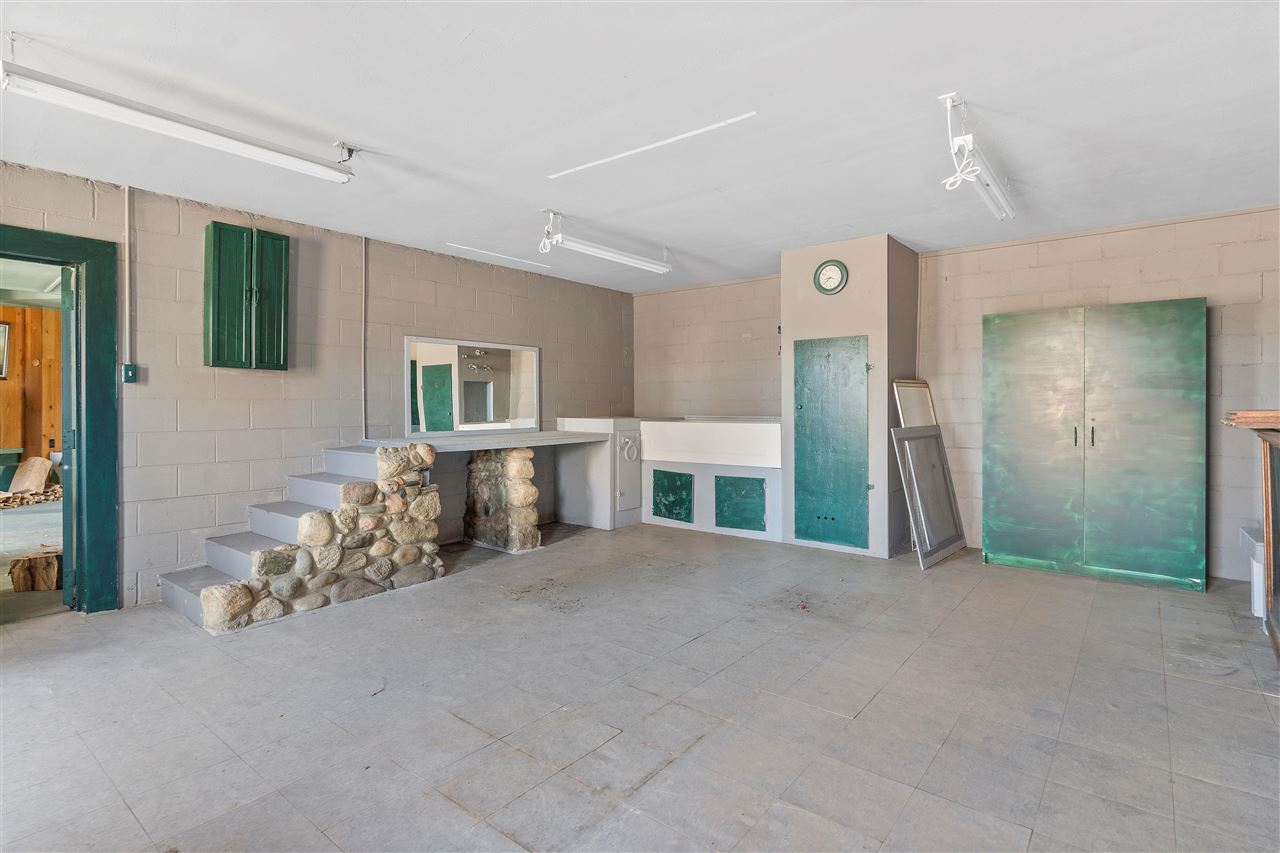 7552 Rogers Road