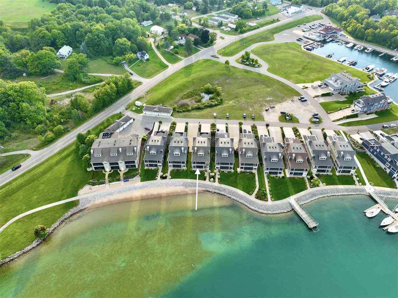 870 Pointe Drive Unit: 61