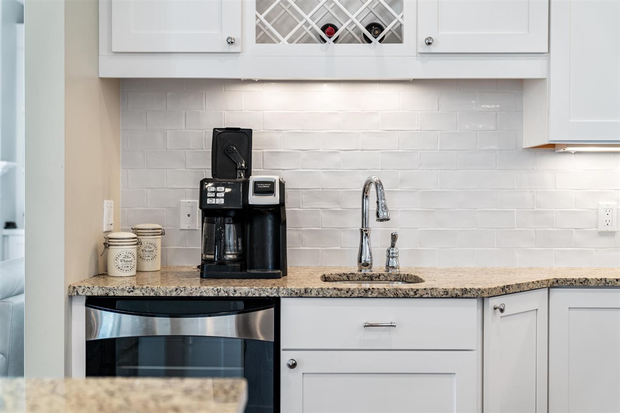 870 Pointe Drive Unit: 61