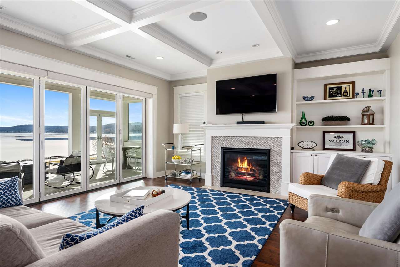 870 Pointe Drive Unit: 61