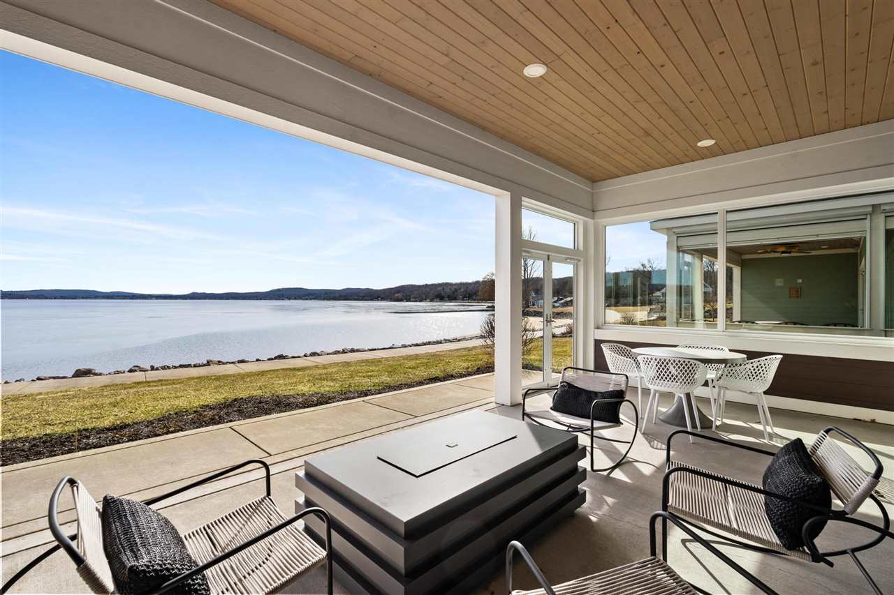 870 Pointe Drive Unit: 61