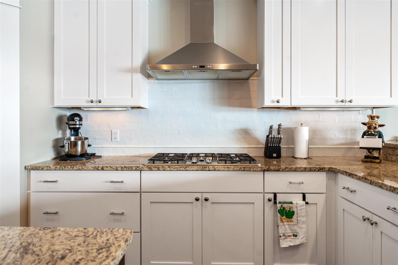 870 Pointe Drive Unit: 61