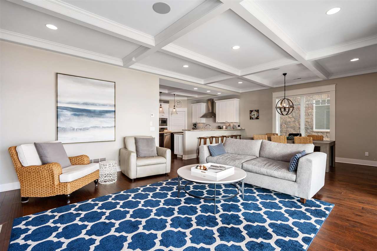 870 Pointe Drive Unit: 61