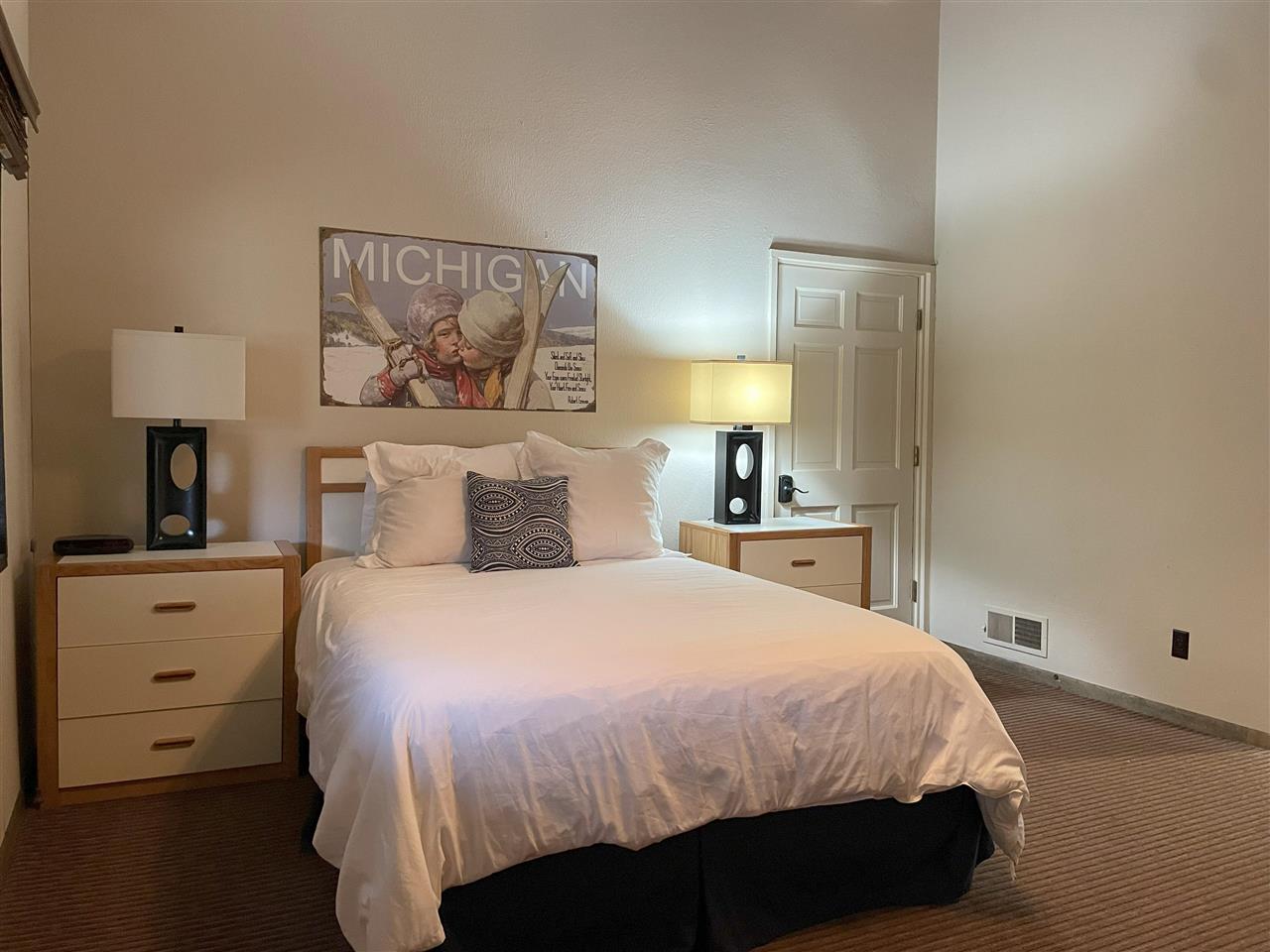 2553 2745 Boynestadt Condo Drive Unit: B-449