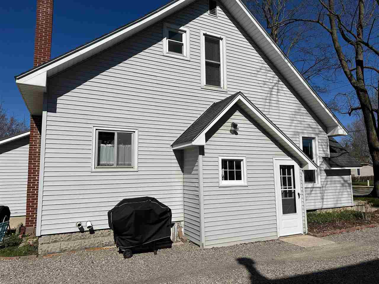 106 Wood Avenue