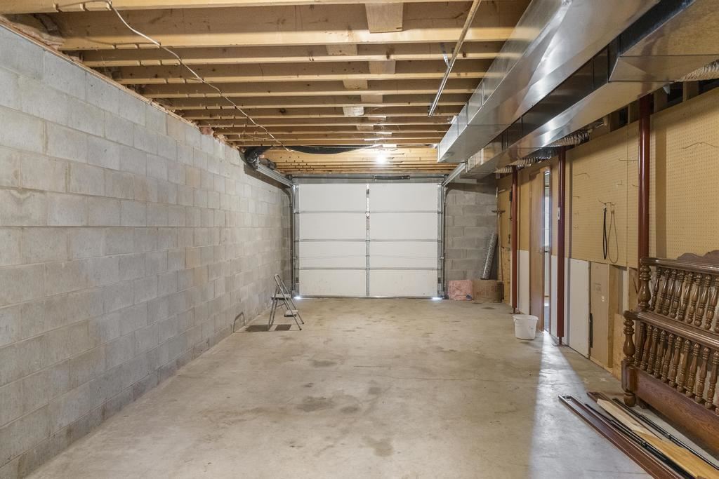 8221 Goebel Road