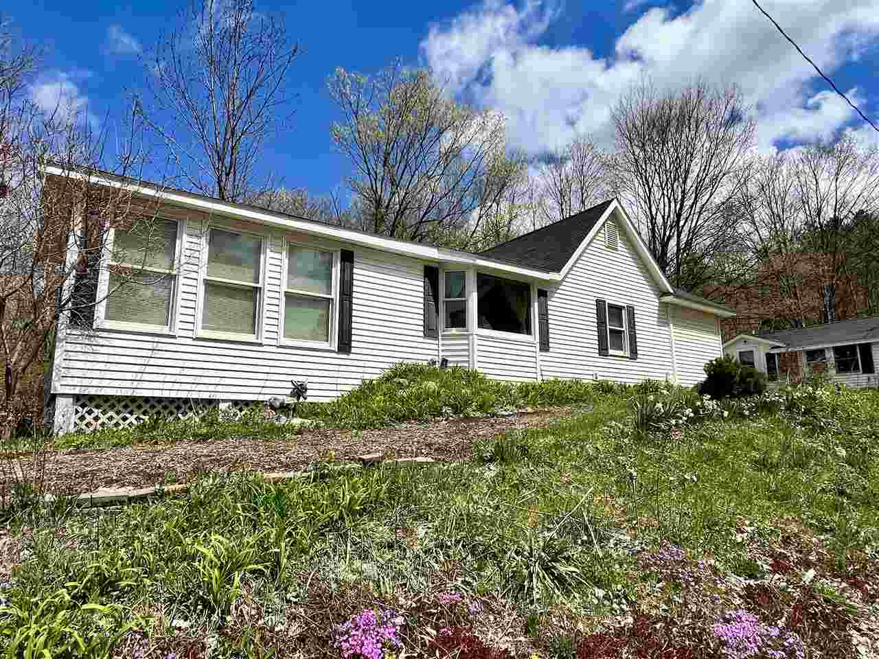 3069 Cherry Hill