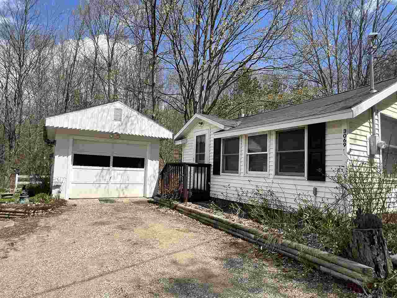 3069 Cherry Hill