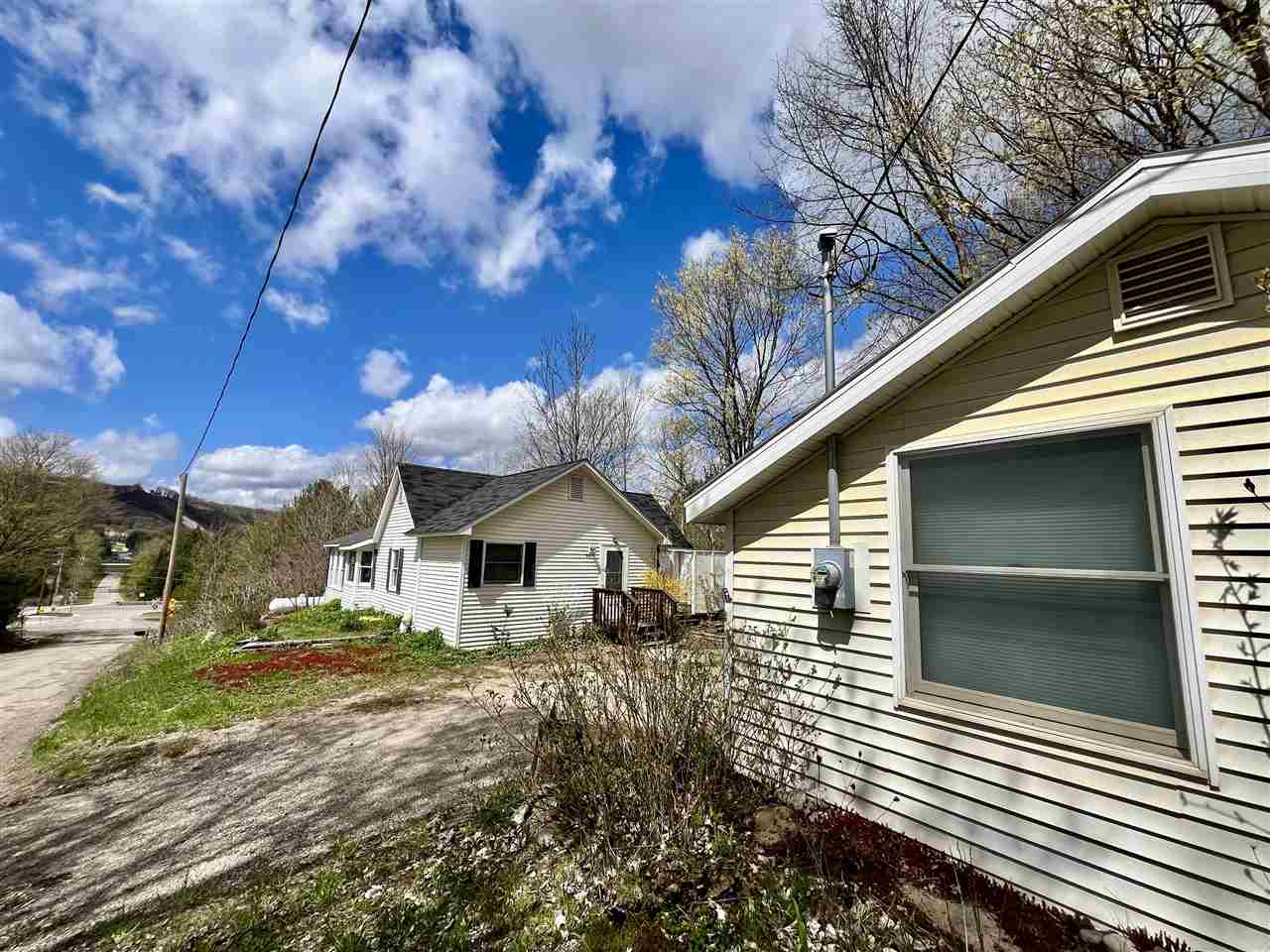 3069 Cherry Hill