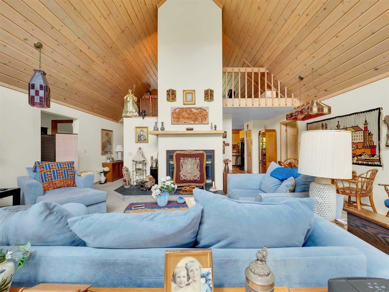17870 Old Orchard Trail