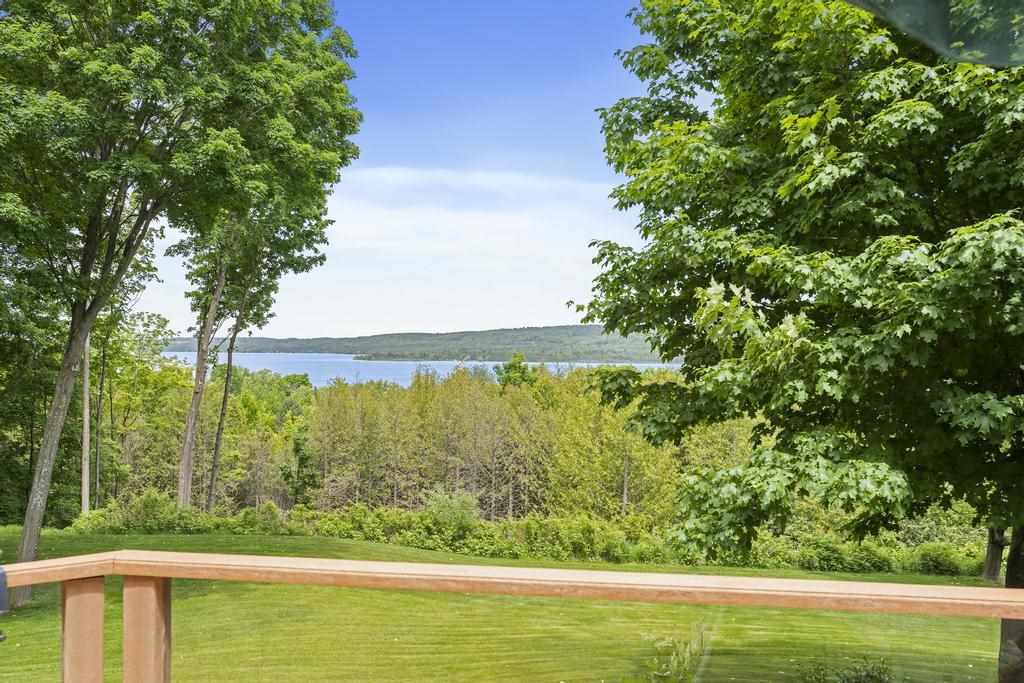289 Blue Water Trail