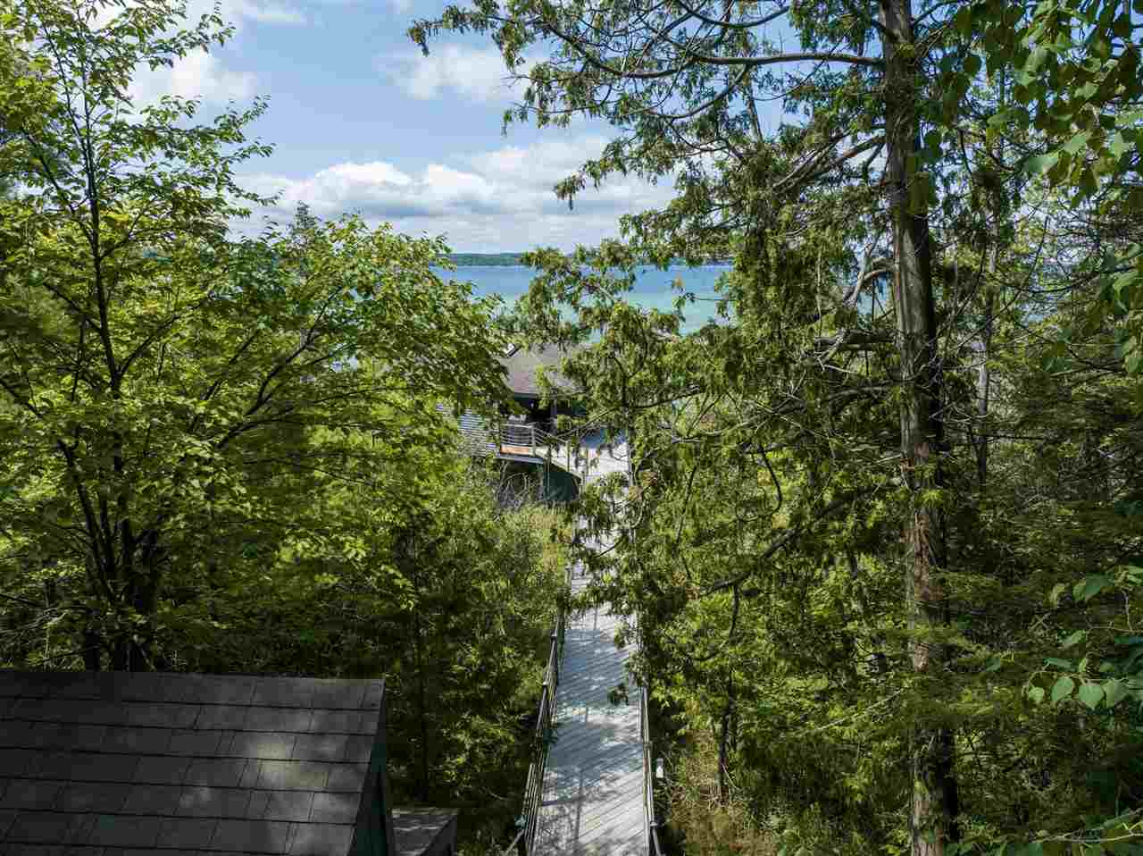 03096 Springwater Beach Road