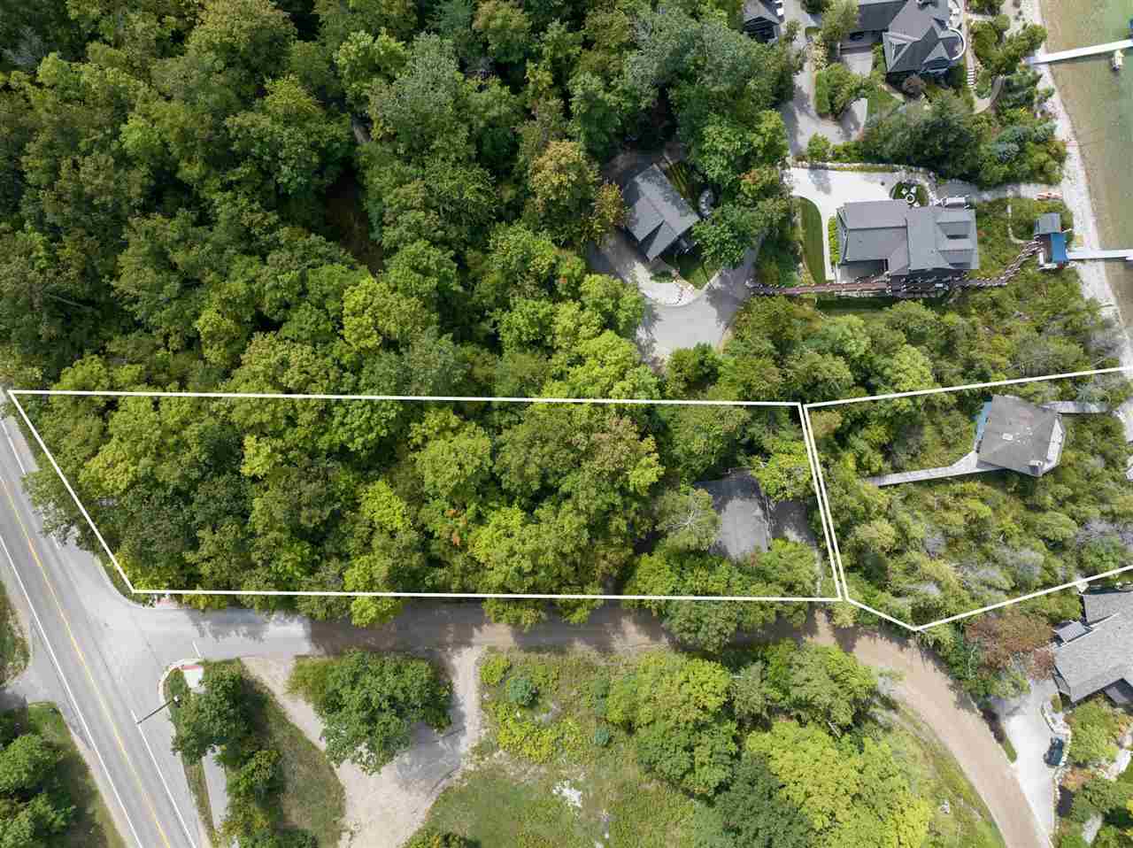 03096 Springwater Beach Road