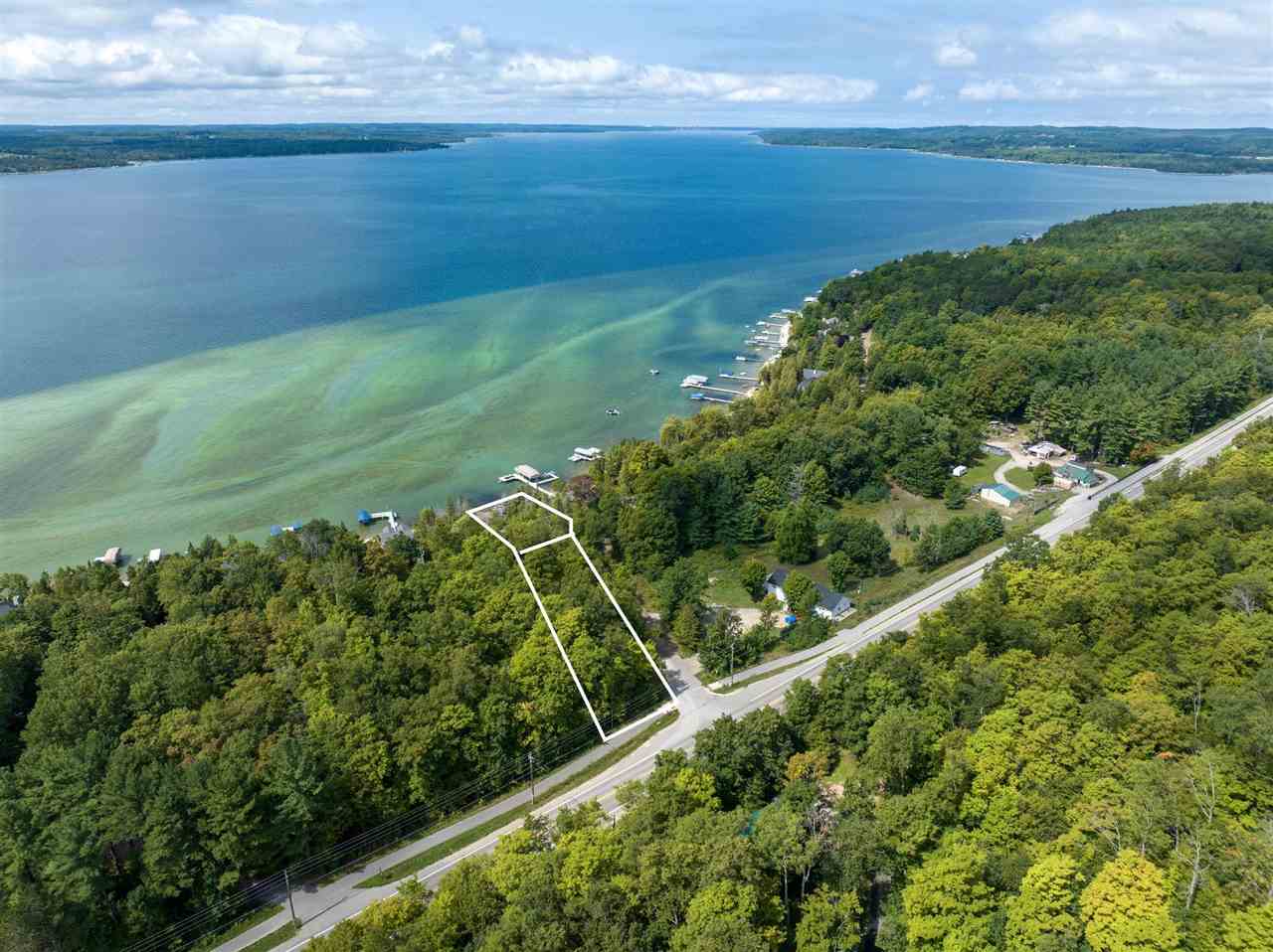 03096 Springwater Beach Road