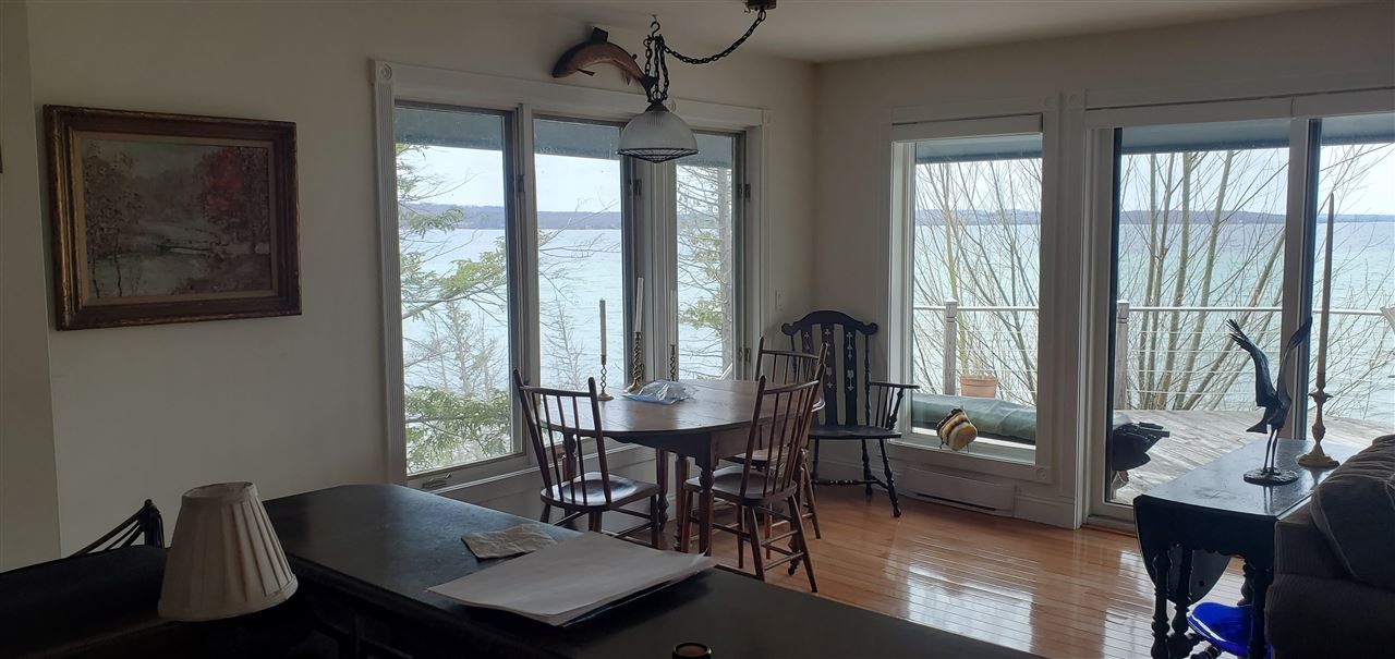 03096 Springwater Beach Road