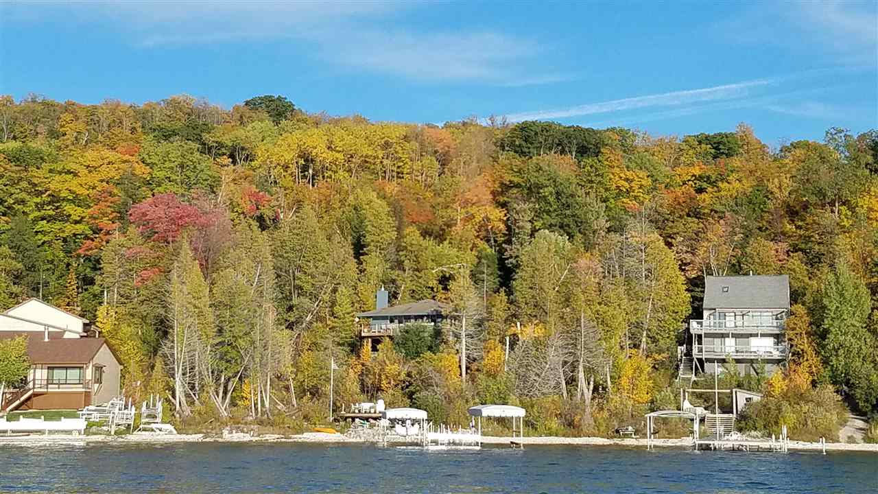 03096 Springwater Beach Road