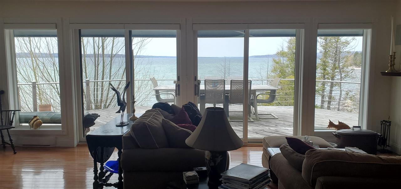 03096 Springwater Beach Road