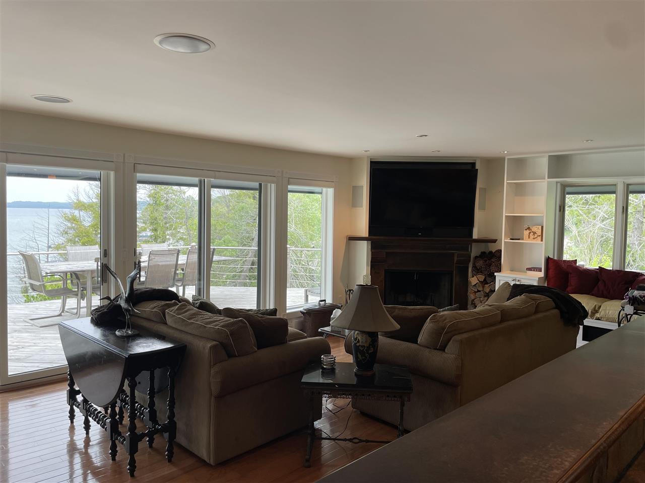 03096 Springwater Beach Road