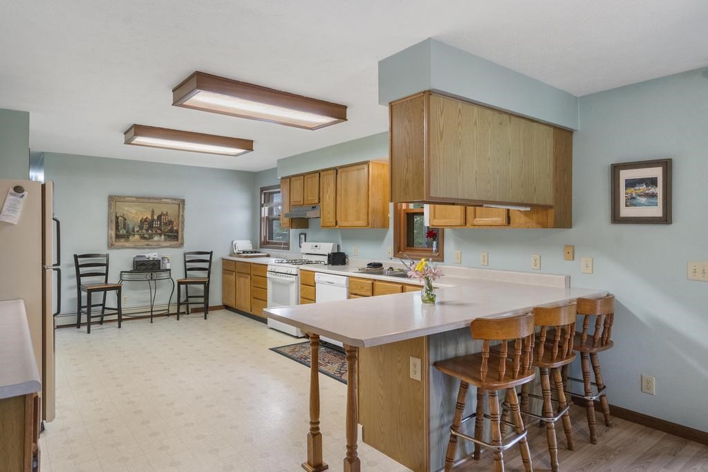 12400 Shaw Road