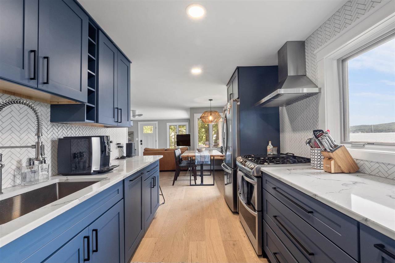 1945 Lalonde Road