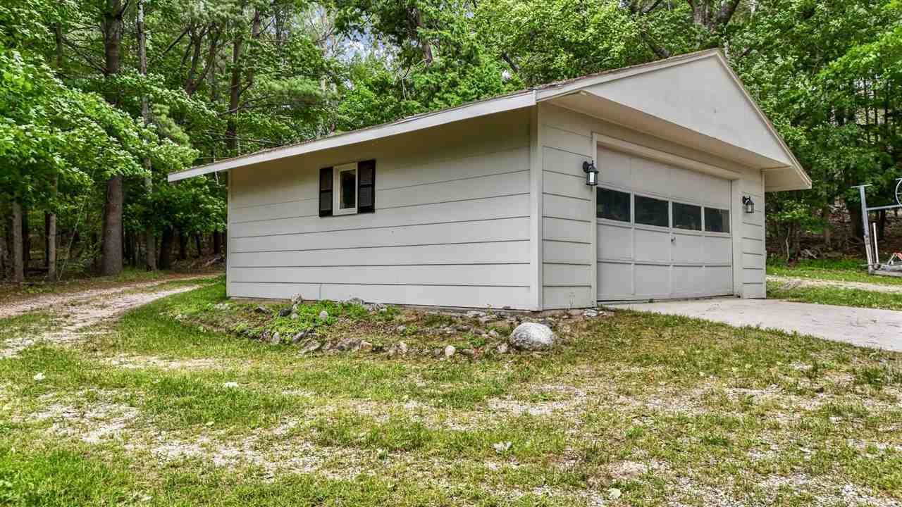 1945 Lalonde Road