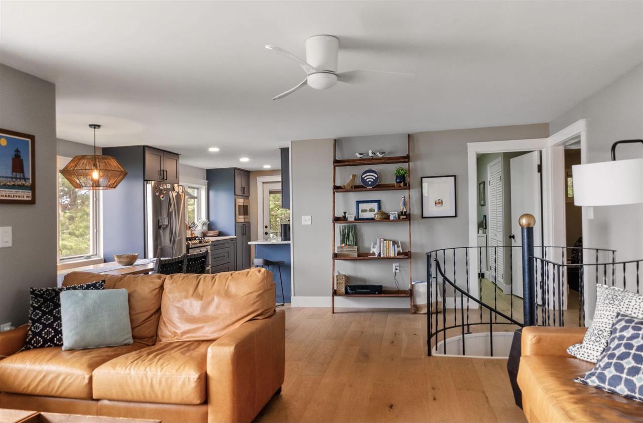 1945 Lalonde Road