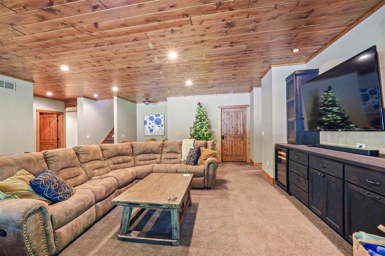 01493 Powder Ridge Drive