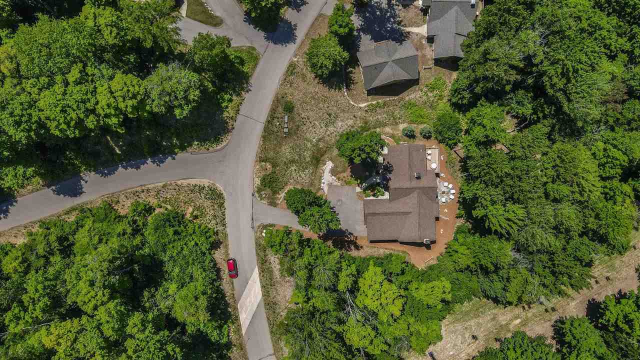 01493 Powder Ridge Drive