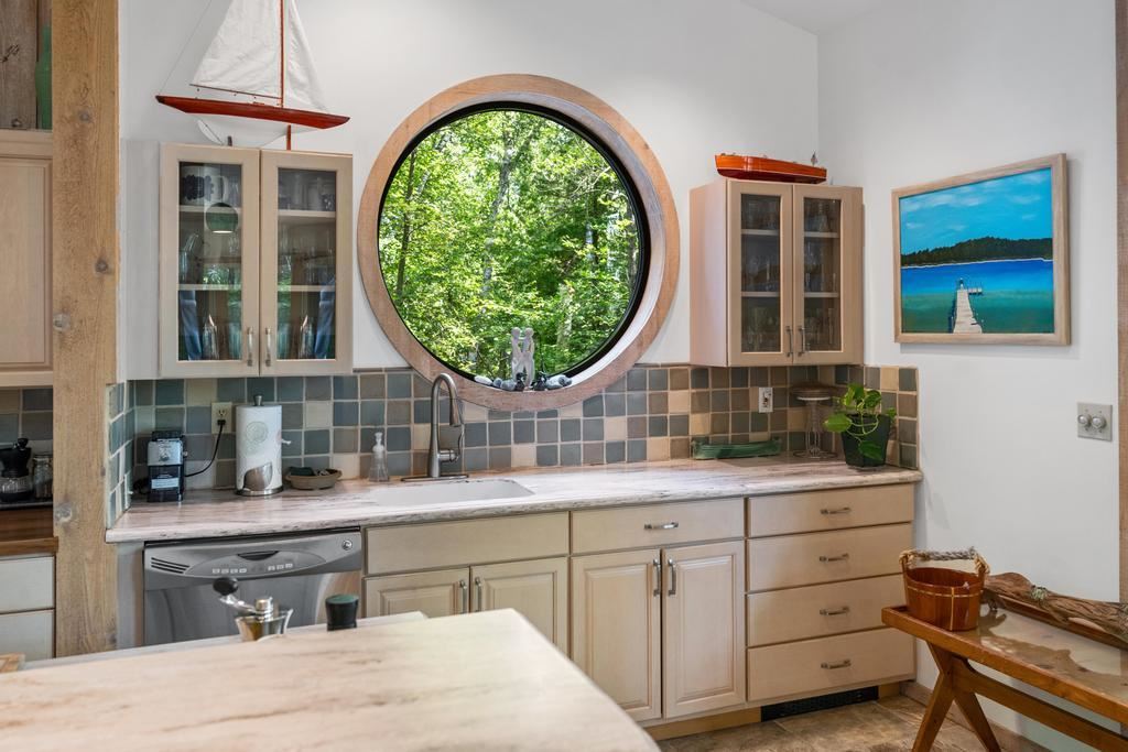 7720 Indian Trails (PVT)