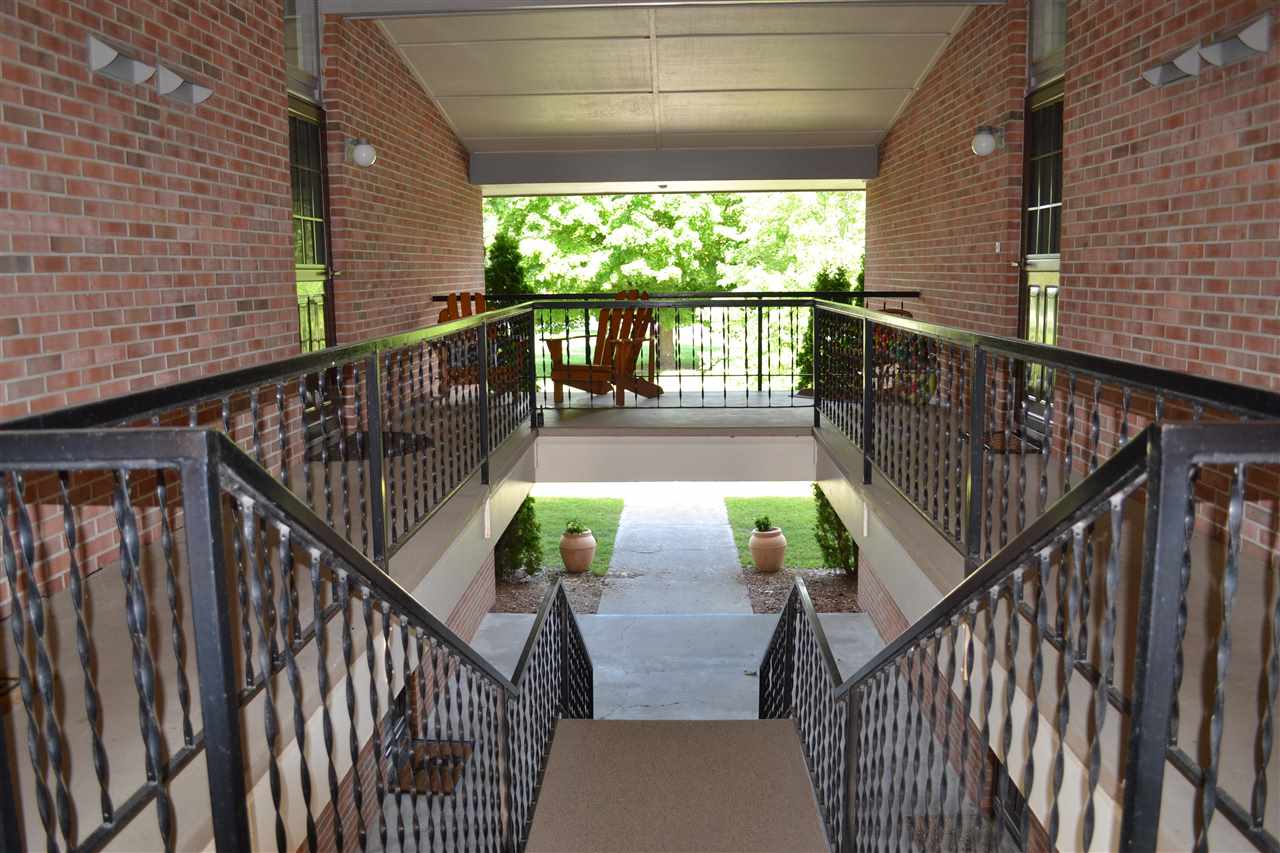 201 Meech Street Unit: 14 upper