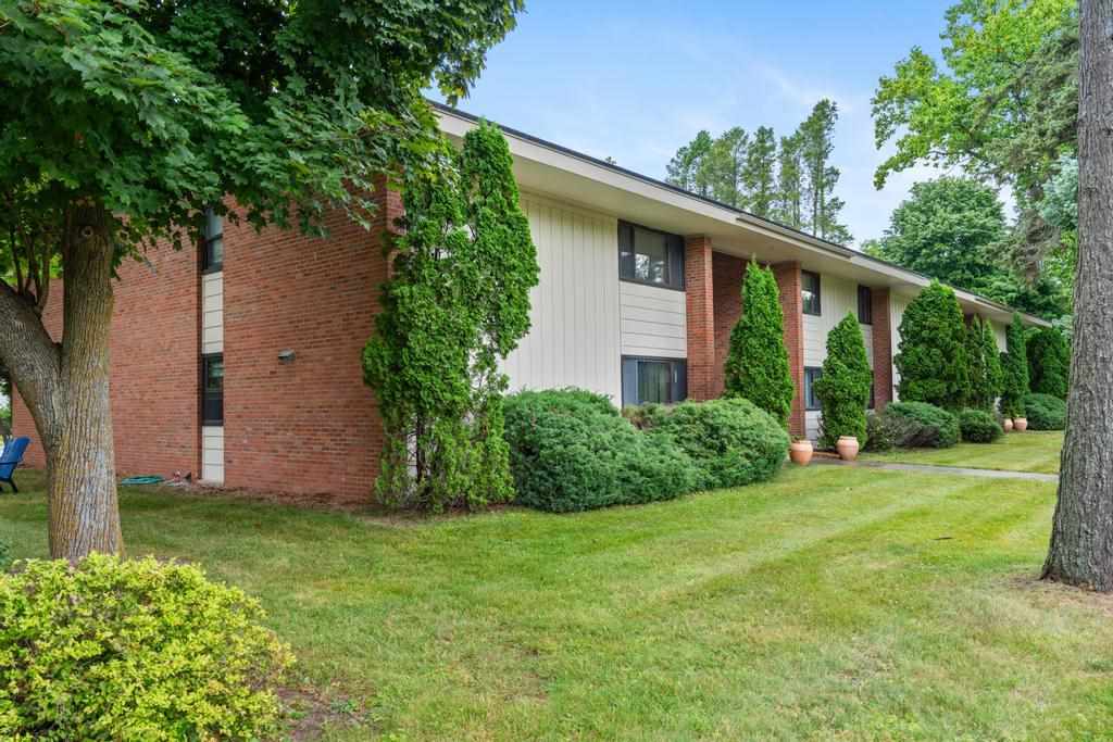 201 Meech Street Unit: 14 upper