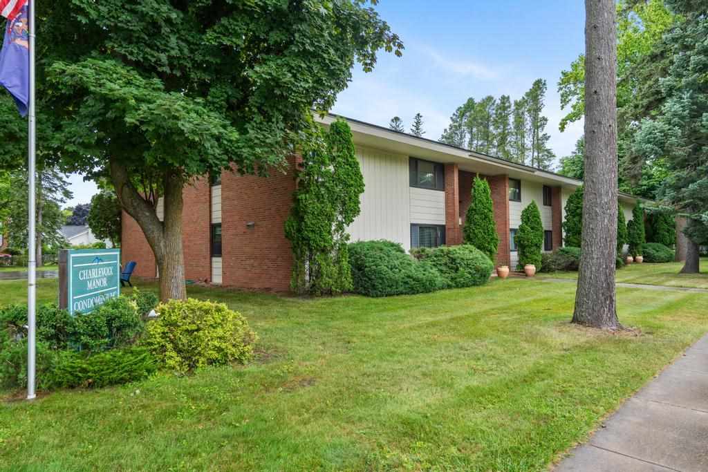 201 Meech Street Unit: 14 upper