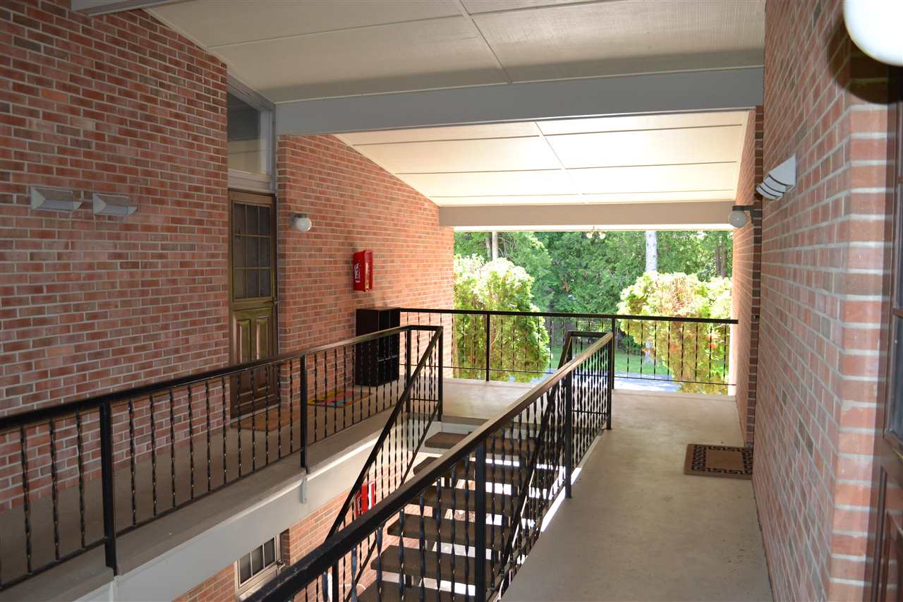 201 Meech Street Unit: 14 upper