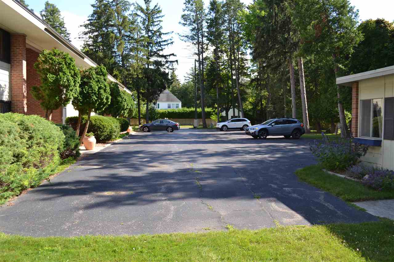 201 Meech Street Unit: 14 upper