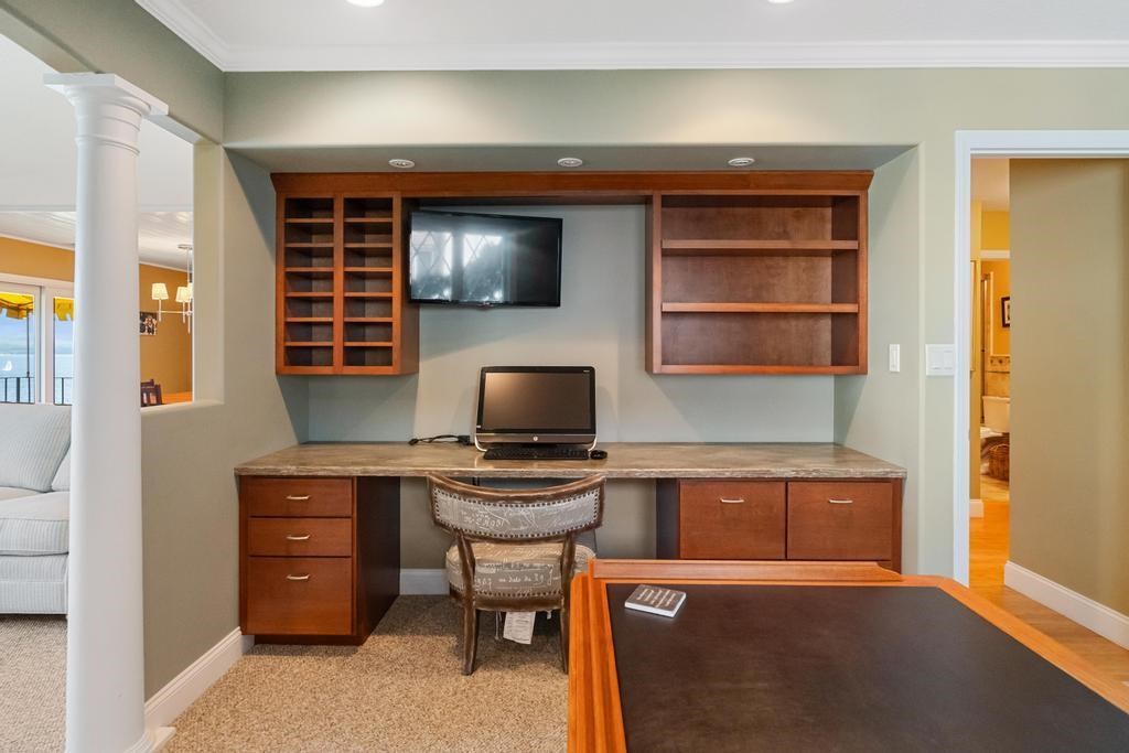 1134 Charlevoix Avenue Unit: 12